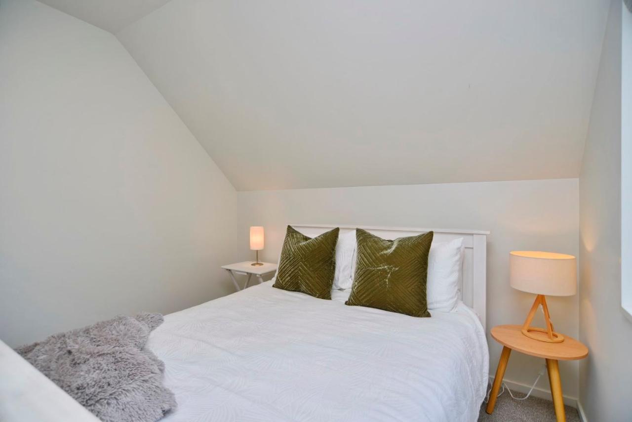 Dickens St - Christchurch Holiday Homes المظهر الخارجي الصورة