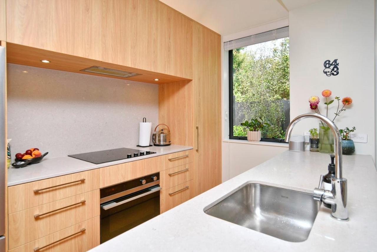Dickens St - Christchurch Holiday Homes المظهر الخارجي الصورة