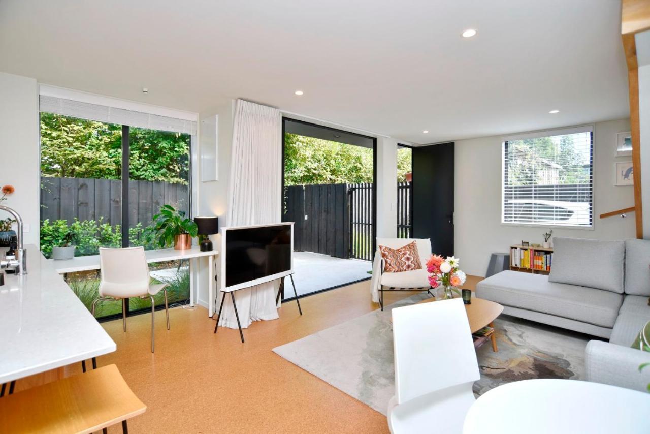 Dickens St - Christchurch Holiday Homes المظهر الخارجي الصورة