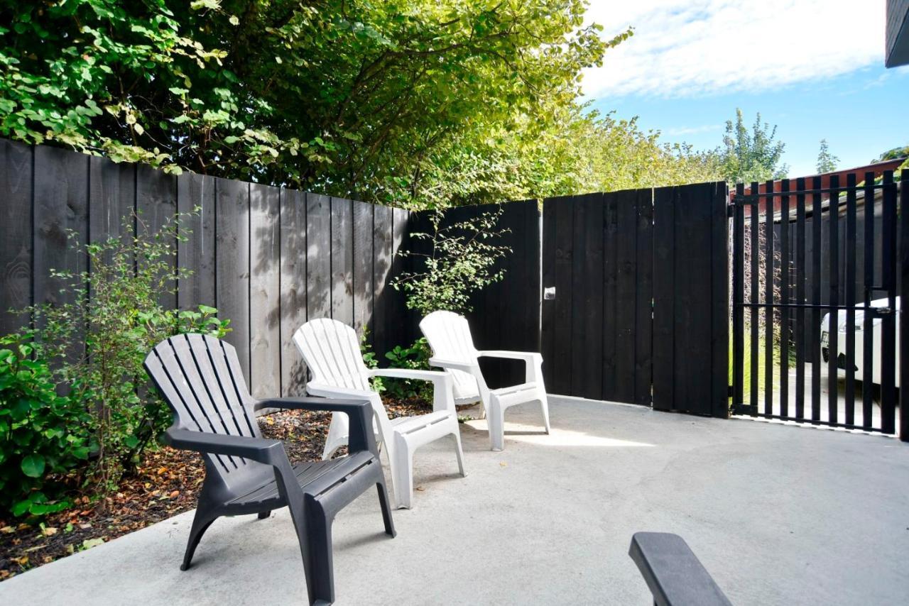 Dickens St - Christchurch Holiday Homes المظهر الخارجي الصورة