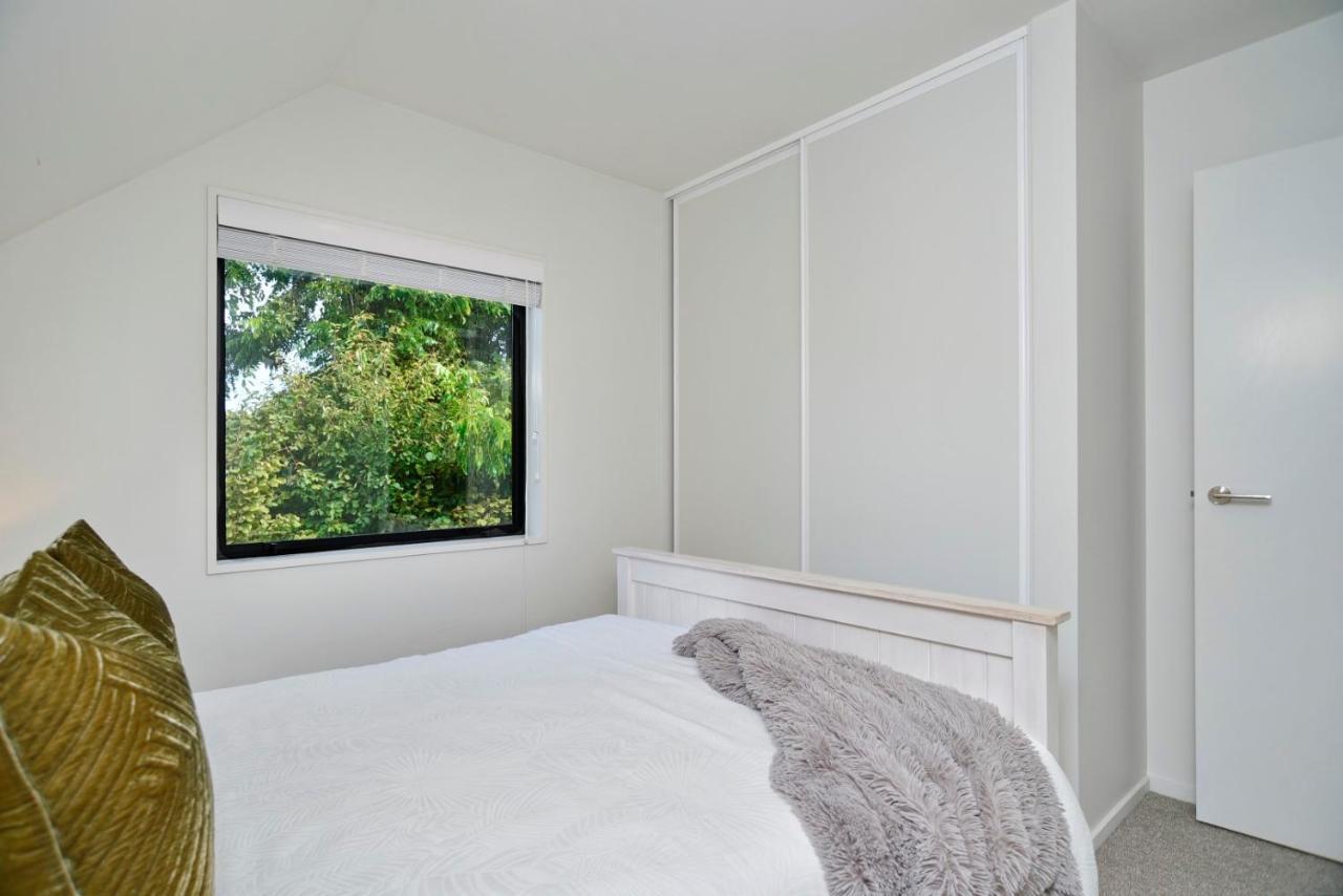 Dickens St - Christchurch Holiday Homes المظهر الخارجي الصورة