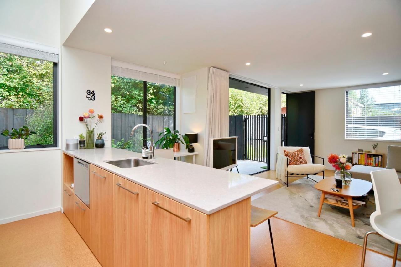 Dickens St - Christchurch Holiday Homes المظهر الخارجي الصورة