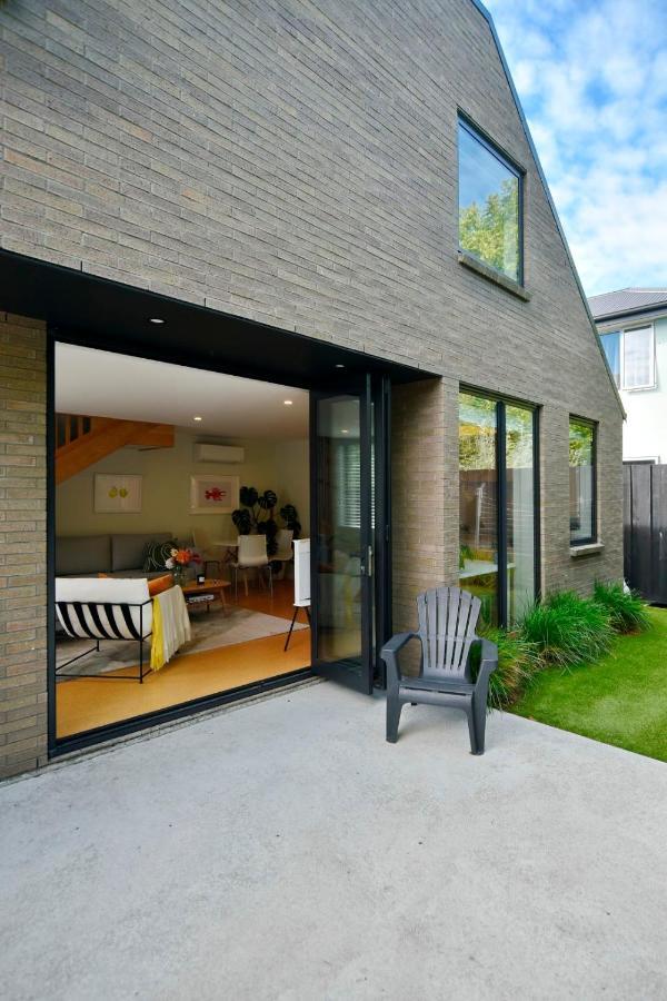 Dickens St - Christchurch Holiday Homes المظهر الخارجي الصورة