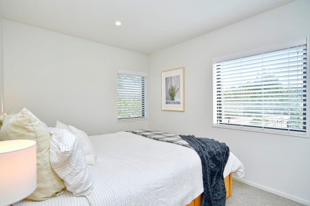 Dickens St - Christchurch Holiday Homes المظهر الخارجي الصورة